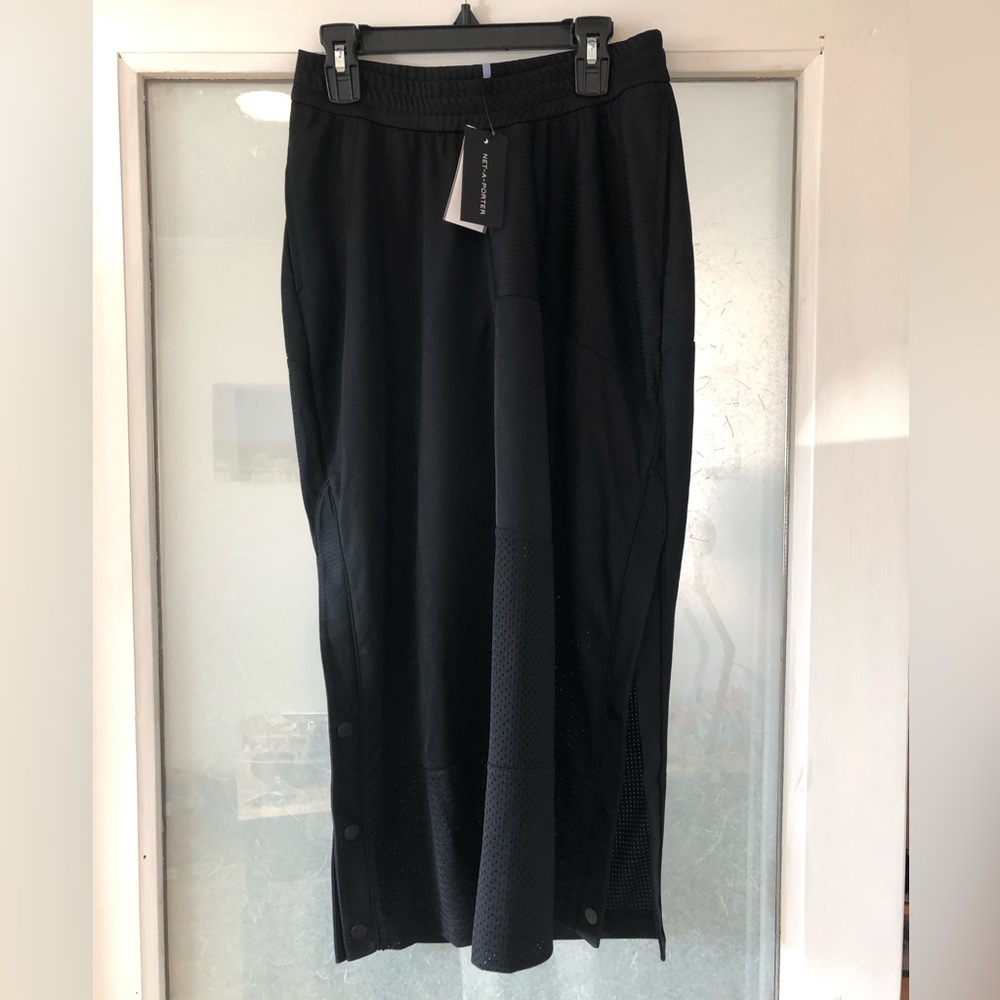 Mcq alexander mcqueen breathe appliquéd mesh panel satin midi skirt charcoal - Picture 3 of 11